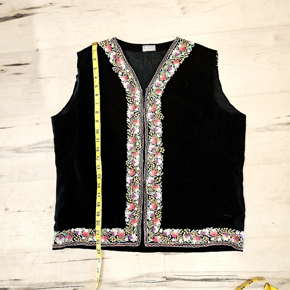 Vintage Handmade Embroidered Wool Vest - Picture 6 of 6